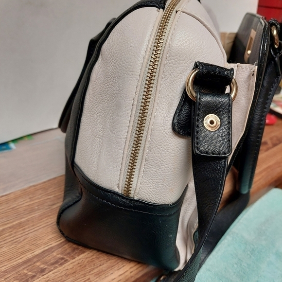 Aldo Black & White Satchel Bag - Picture 6 of 16